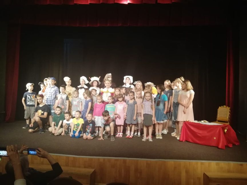 Театр приглашает