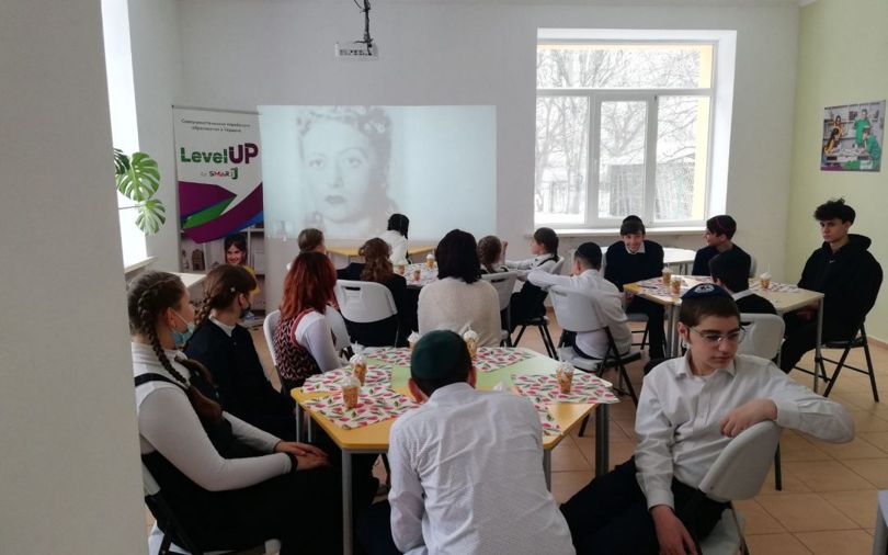 30 років із дня смерті ребецен Хаї Мушки Шнеєрсон.