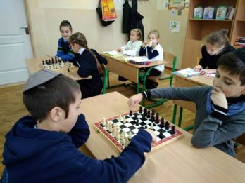 IMG-666f4ffa29bec5900418ad00a8200c03-V.jpg