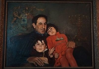 Кто владеет информацией по этой картине,  сообщите нам, пожалуйста