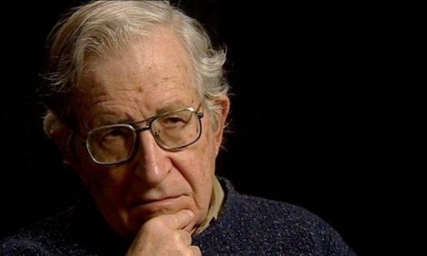 Ноам Хомский: 10 способов манипулирования массами