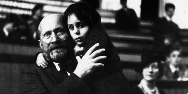 Тот, кто любил детей больше себя