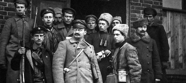 «По революции – пли!»