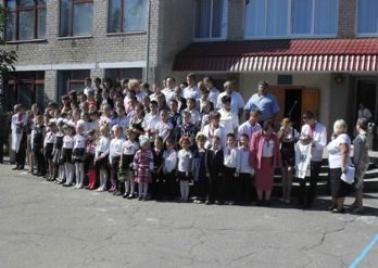 18 сентября, поездка на братские могилы (2).JPG