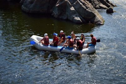 самое экстремальное мероприятие Еврейского Молодежного клуба г. Херсон – Рафтинг на Южном Буге!