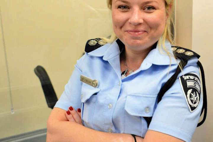 Тайный агент полиции капитан Оксана посадила 18 наркоторговцев