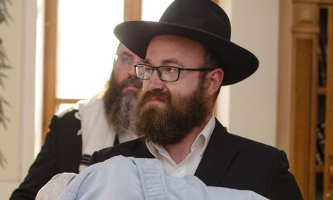 Поздравляем Шолома и Мирьям Циммерман, которые в добрый час ввели своего сына Йосефа в союз Авраама-авину!