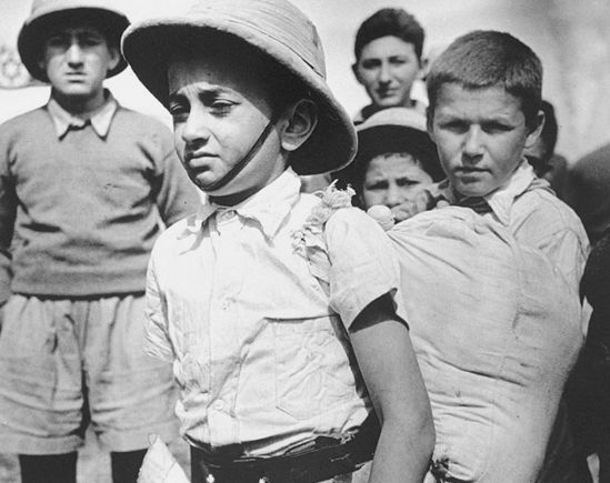 Побег от нацистов через Иран