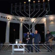 Свет и тепло Ханукальных огней