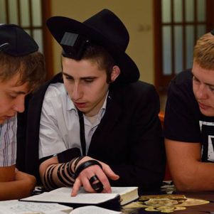 Урок Торы от Арье Вольфа